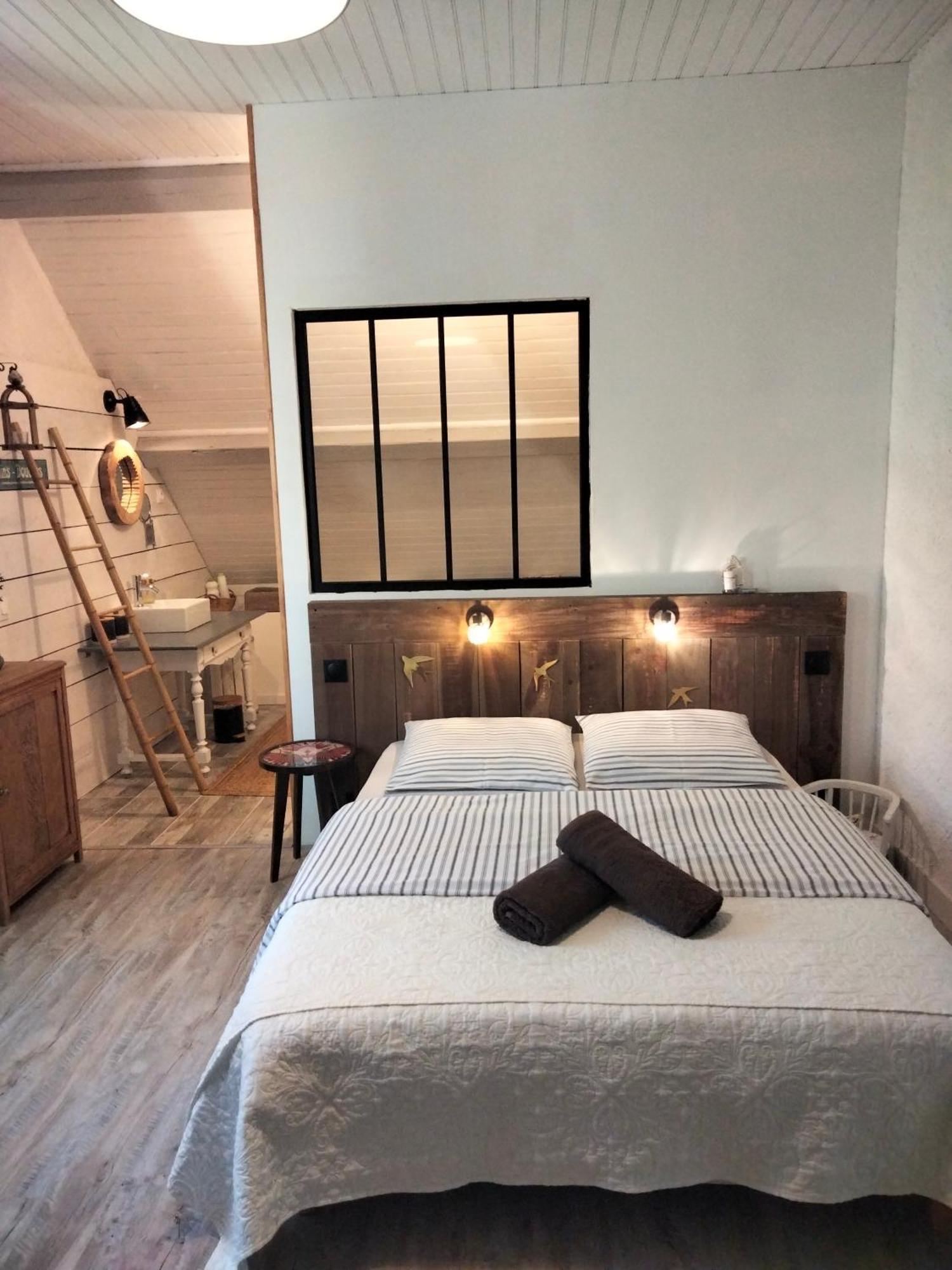 Chambre Telma 2 Pers Avec Piscine "Mon Lit Au Pre" Couples Ou Femmes Seulement Pontours Екстериор снимка